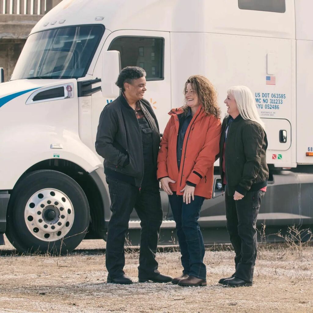 JunoJonesShoes's tweet photo. Celebrate the power of women coming together this Women's History Month! Together, we can do anything!
@womenintrucking @dovetailworkwear @ellenvoie @dlabree
#junojones #junojonesshoes #steeltoe #steeltoeboots #workwearforwomen #workwearinspo #workgea… https://t.co/kxiTJNo6Pe https://t.co/gwd8erZzWx