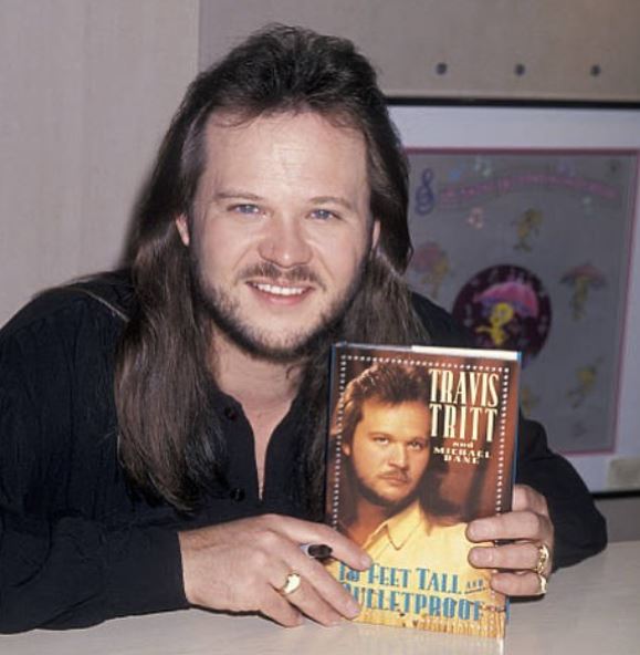 Who’s got a copy of this? 1995 Book Tour for ‘10 Feet Tall and Bulletproof’ #ᴛʙᴛ