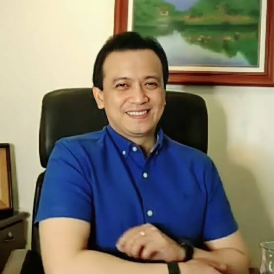 LakasNgTimog's tweet photo. Anybody who has ANTONIO TRILLANES in their list of senators for May 2022 must be drug-tested ASAP. 

I mean, even if you’re a die-hard Pink, no one in his right mind votes for a well-documented govt destabilizer. https://t.co/enlrblpYsL