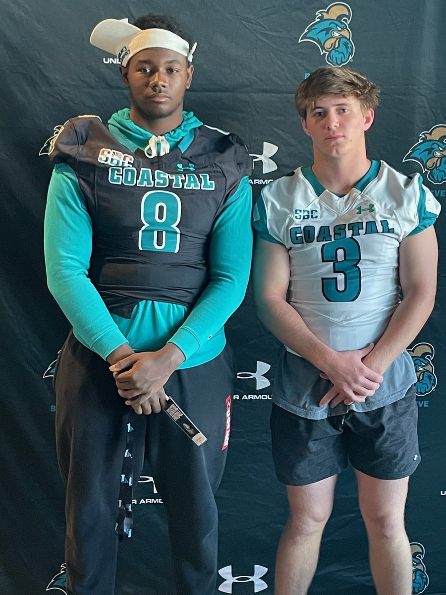 Javi8n's tweet photo. Appreciate the love coastal ❤️ #SurfTurf @gatlinkimbro @TSAFootball1 https://t.co/wtCtoIUs28
