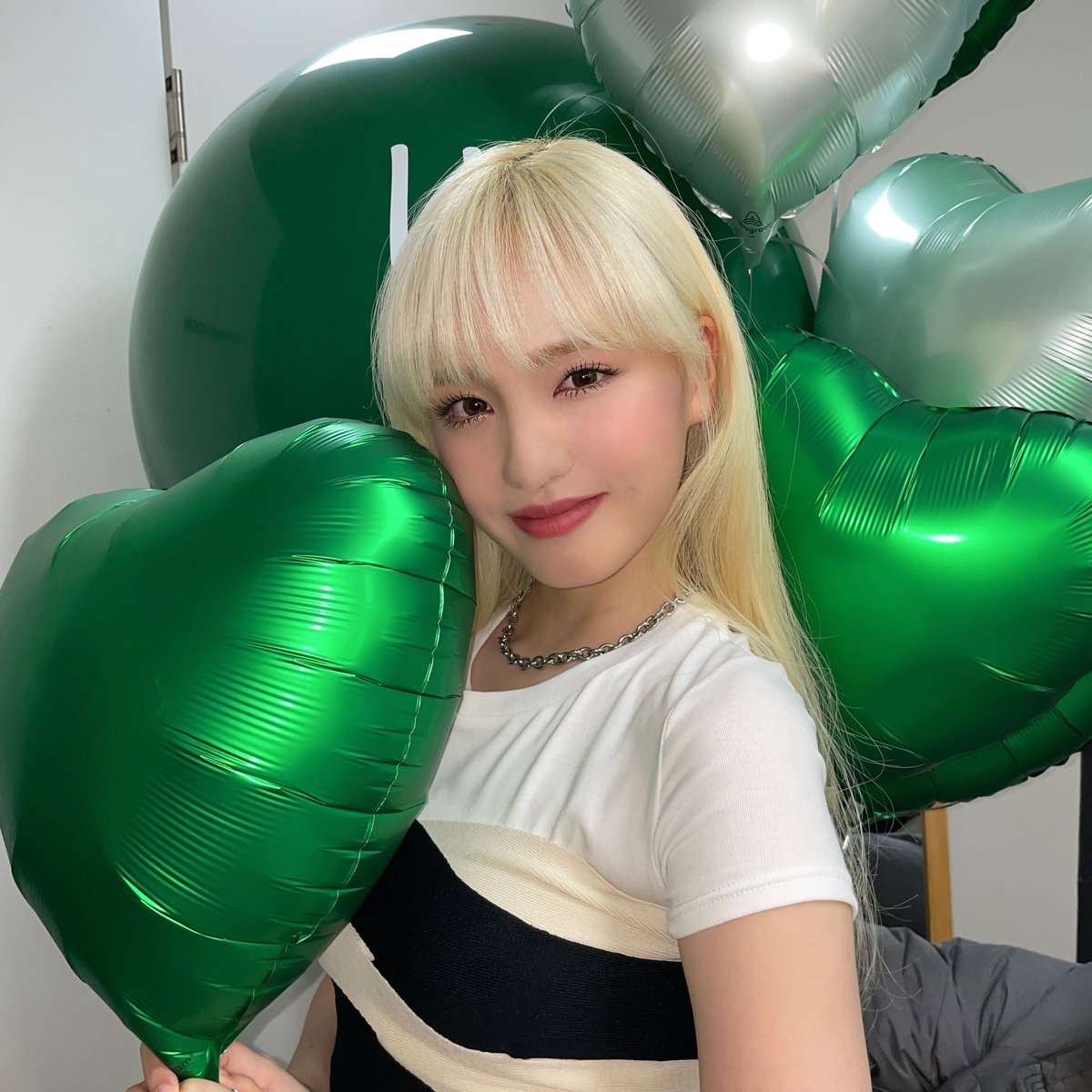 lizheonthinker's tweet photo. she. https://t.co/cANQZxfmzF
