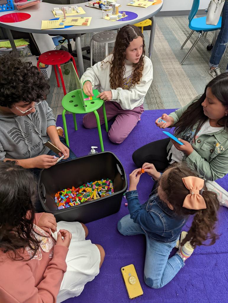 Anita Layton-Pauly tweet media