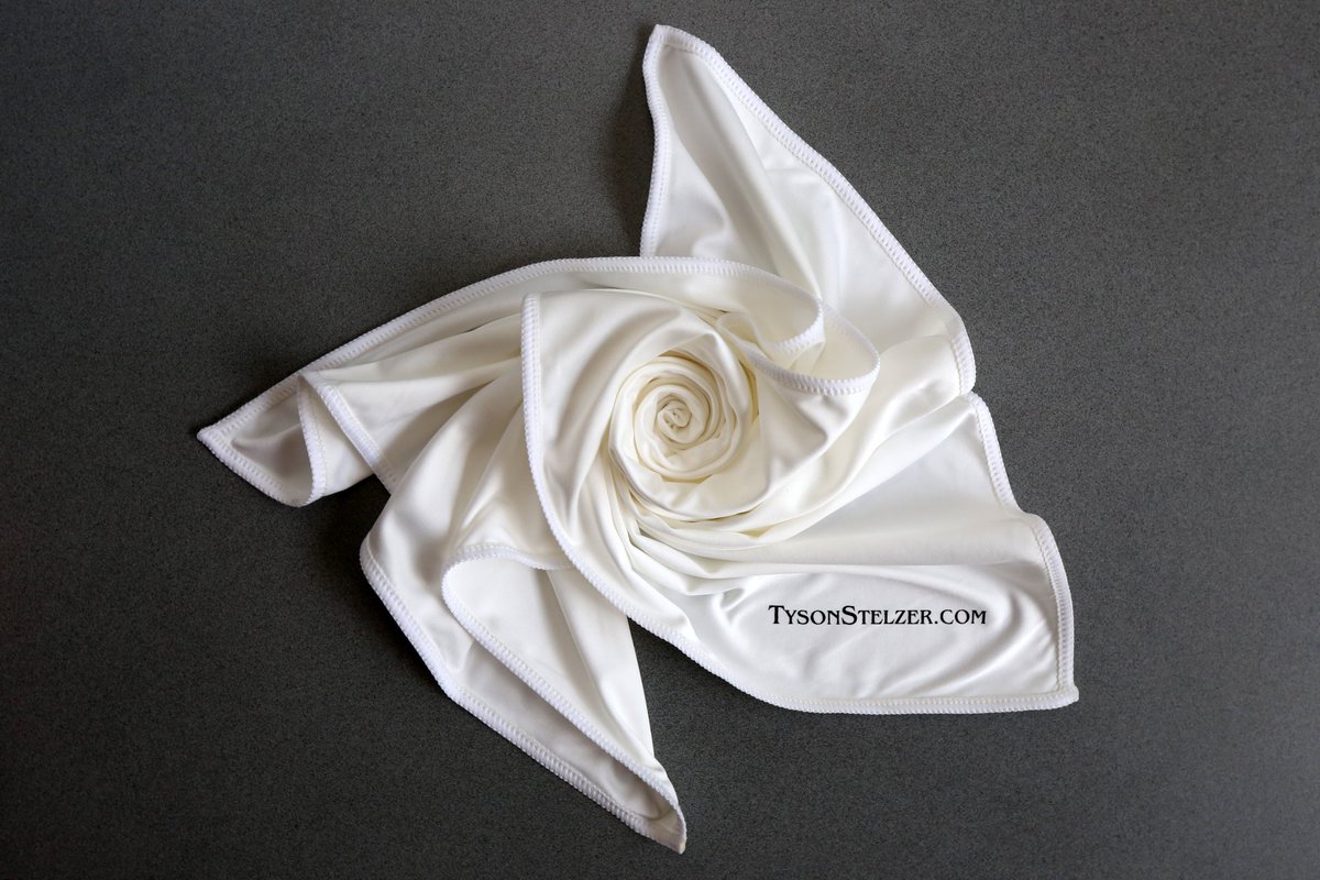 Look what just landed! I couldn’t find the perfect glass polishing cloth, so I created it. Now I have 5000! 😁
tysonstelzer.com/tyson-stelzers…