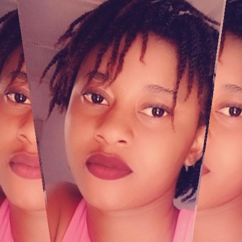 MensahMusa's tweet photo. Queen of hearts ❤️💙❤️❤️💙💙 https://t.co/3vqgHvxxOV