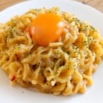 最高級においしい!いつもと一味違う、チーズソースの辛ラーメン。