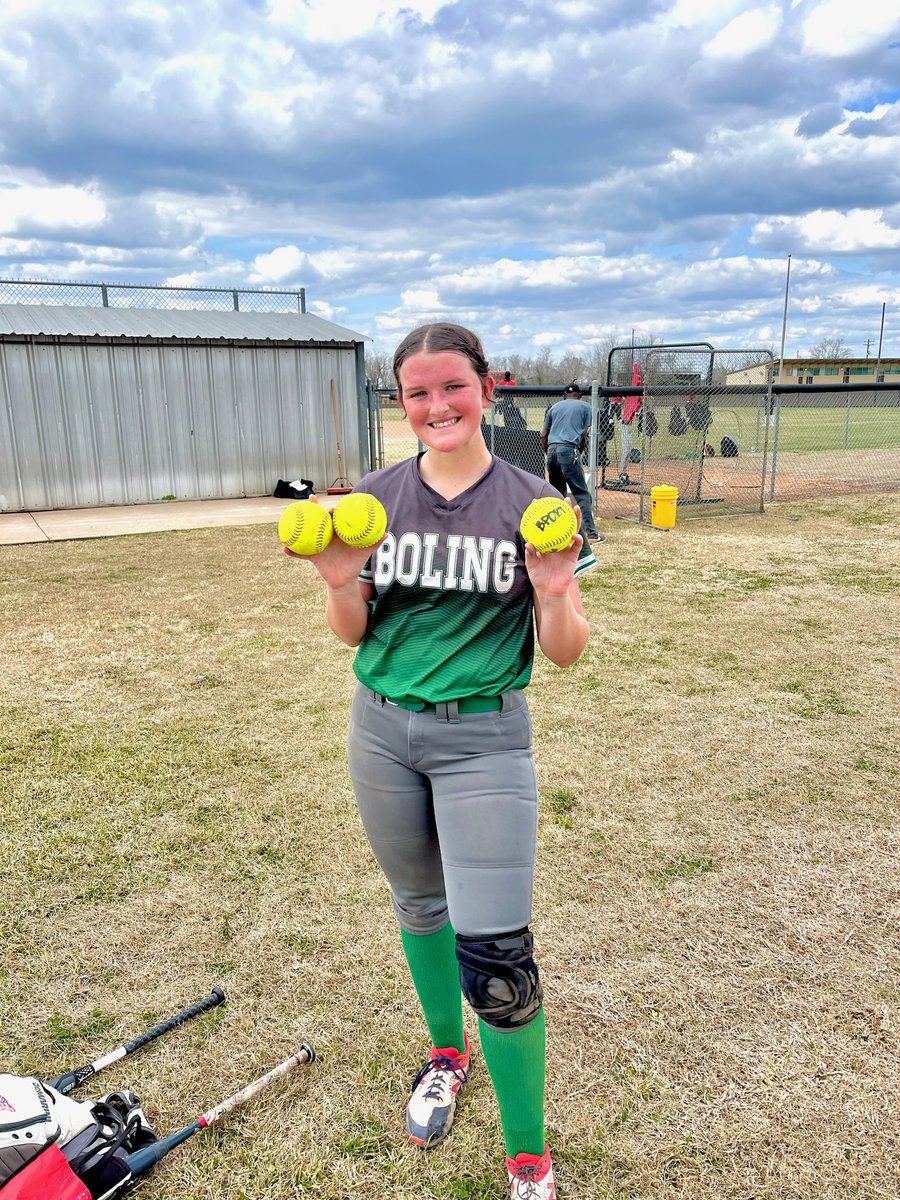 AllieFloyd2022's tweet photo. Had a good day on the rubber and great day at the plate with ๐ฃ๐ฃ๐ฃ home runs. #senioryear #bunited #futureladytechster #latechsb https://t.co/nW4IZp2i2U