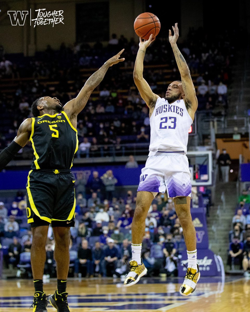 UW_MBB's tweet photo. Complete list of Pac-12 teams this season with two players who scored 25+ in the same game:

@UW_MBB 

@TerrellNBrown x @THEDOOSKIE https://t.co/NvqFgoJEKo
