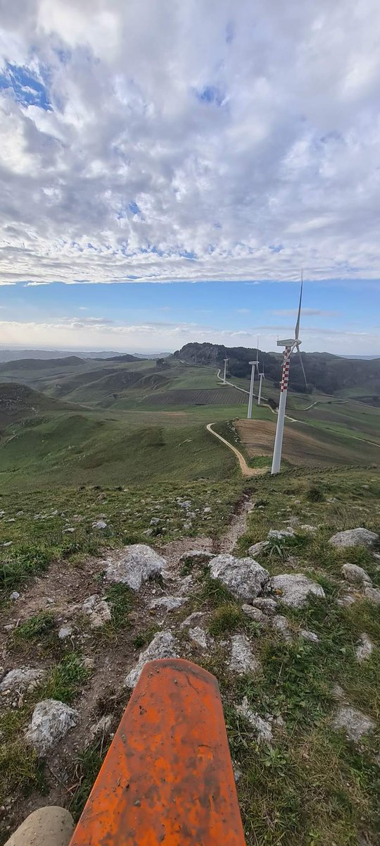 Daniele Ragona (@hotmaragona) on Twitter photo 