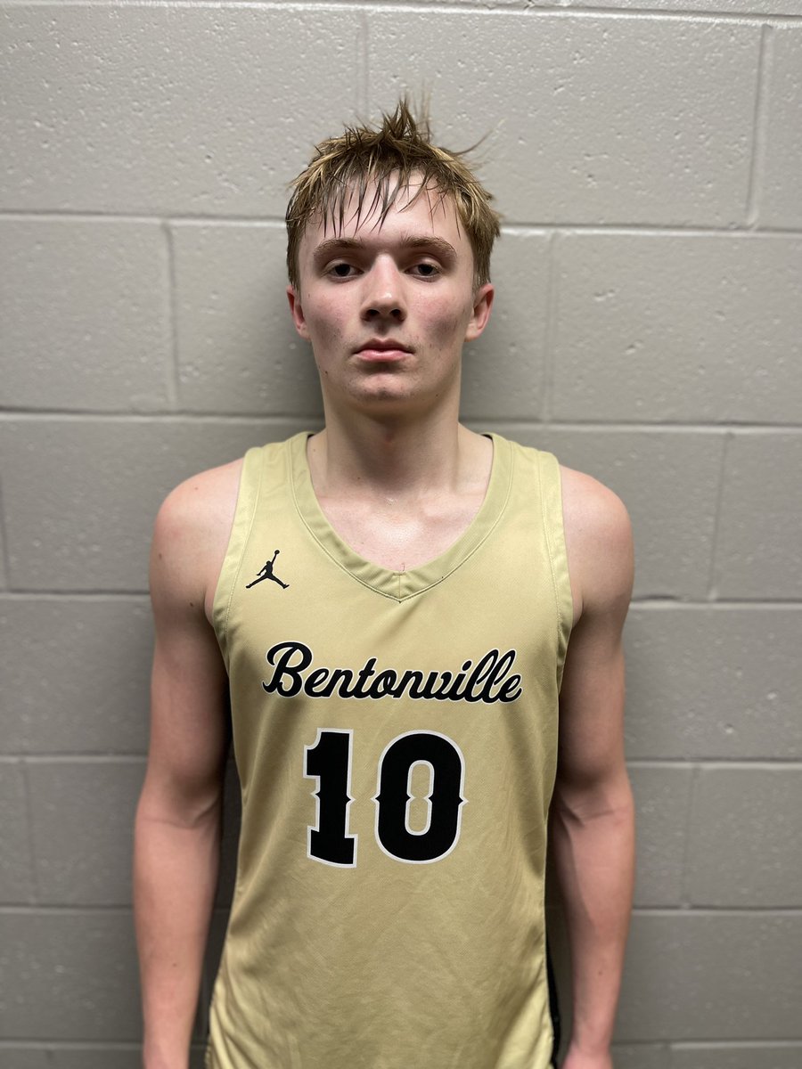 big73miller's tweet photo. BM Sports Report Player Of The Game: Hayden Shanks -Bentonville 
he finished with 16pts in the 59-36 win over Bryant. @WEAREBVILLE @ARPrepSports @k_sutherlandAR @CrunkdOutEnt @Caden_Miller022 @ETTaylor79 @the_d_free https://t.co/TDigbR5kDx