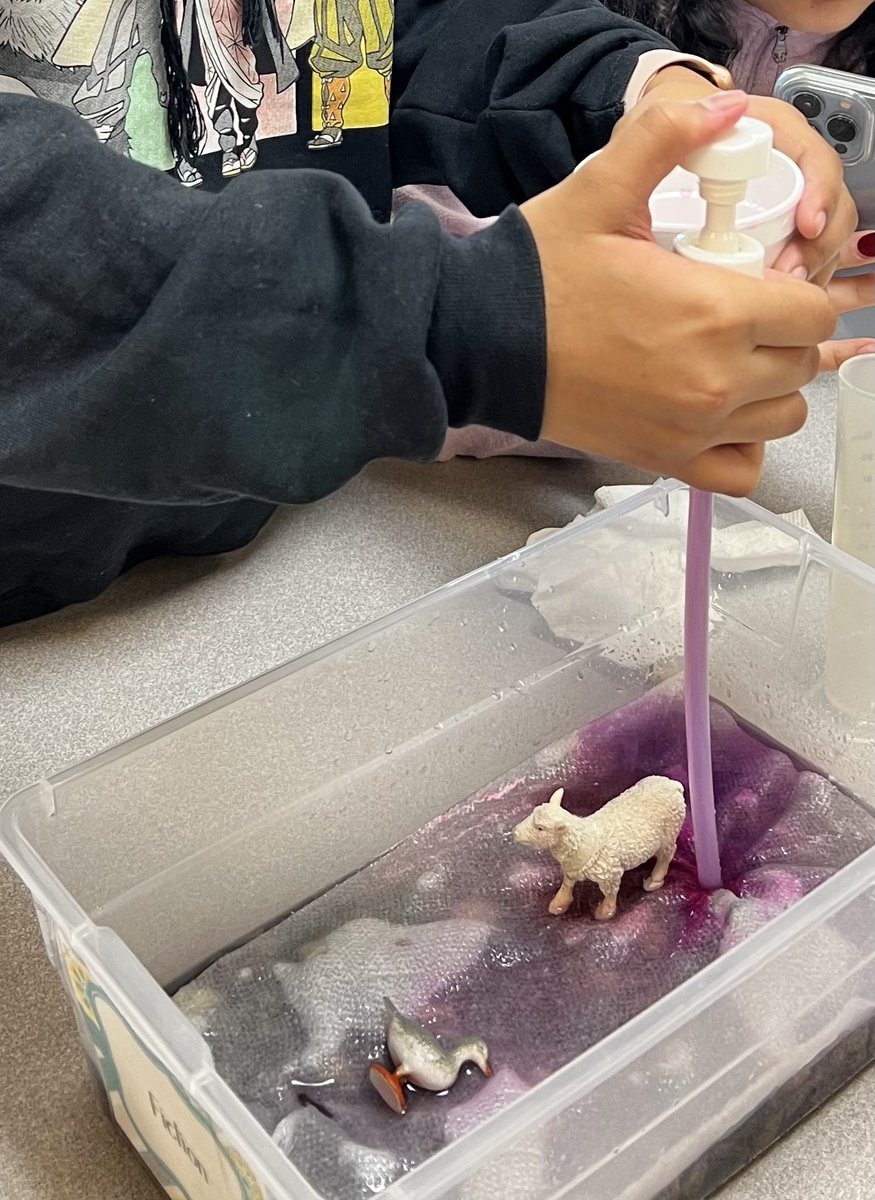 buzzingbailey's tweet image. Last week we completed a CER lab to see how human activity impacts pollution in a watershed.