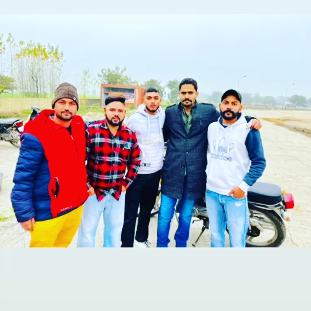 Harpreet Rajput (@harpree67518039) on Twitter photo 