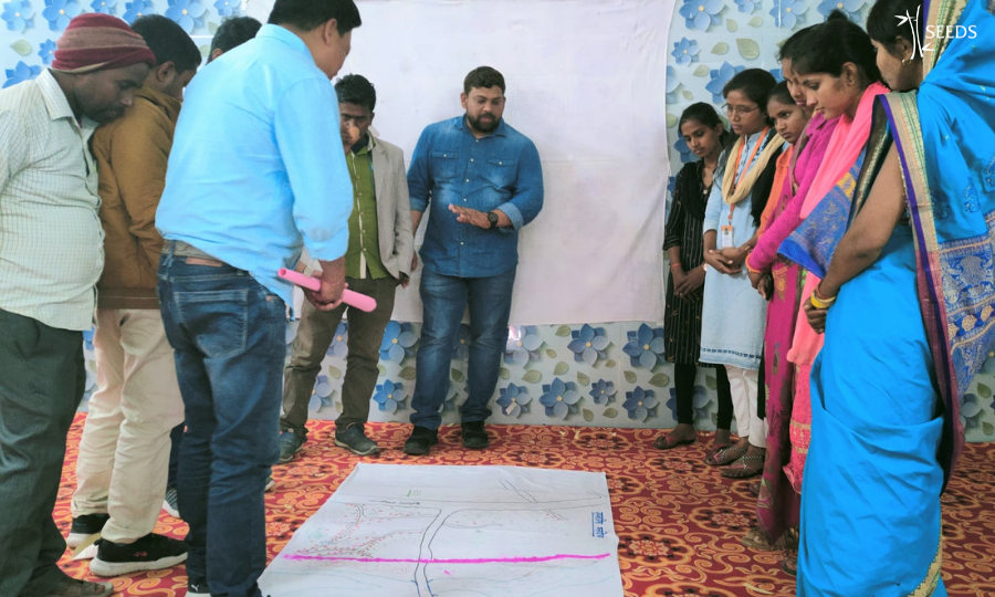 SeedsIndia's tweet photo. Preparedness is key to mitigate impact of #disasters . Our team conducted a session on Hazards Vulnerability Capacity Analysis (HVCA) to update staff & volunteers in #Bihar. It included tools such as transit walks & #socialmapping, interactive sessions and field activities. https://t.co/MSKCQwB5NR