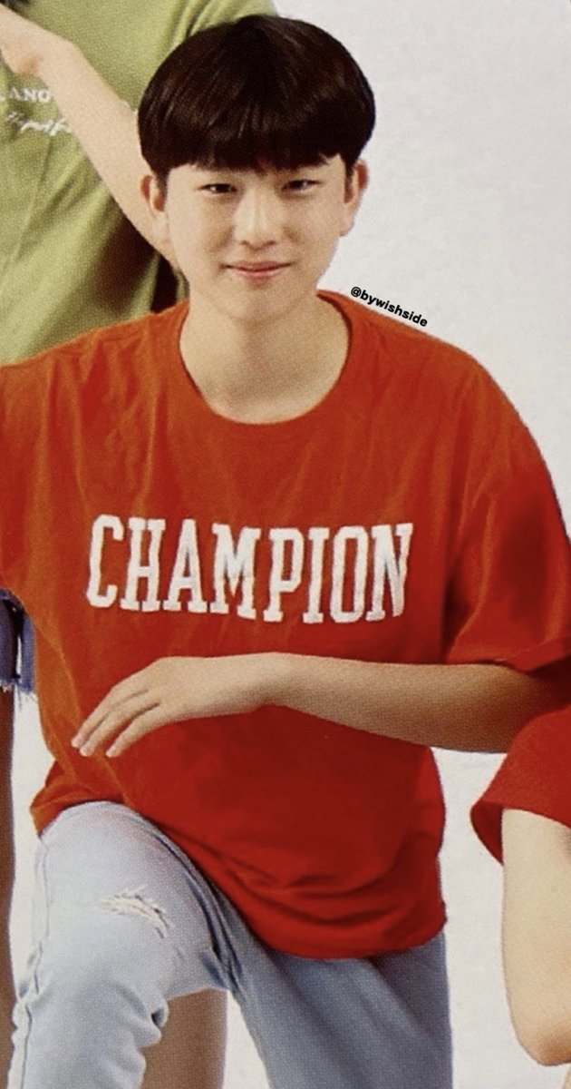 ꩜ (@baeksunq) on Twitter photo 