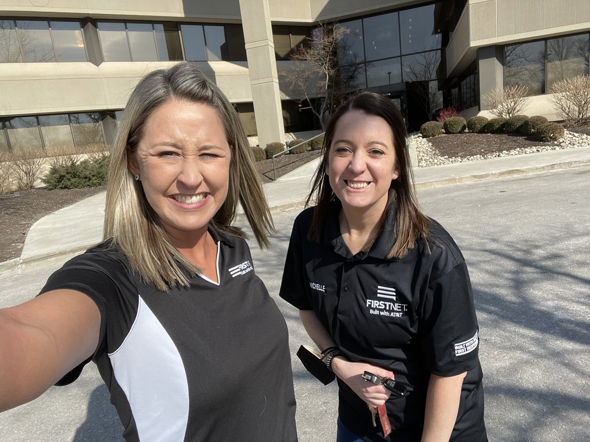 KAMO’s FirstNet Kweens out doing our thing 👑 It was a great week at HCA ensuring their healthcare team 🩺 is ready to go with new First Net devices. @MichBWaller <a href="/Tornadotiff27/">Tiffany Garza</a> #FirstNet #WinMoore