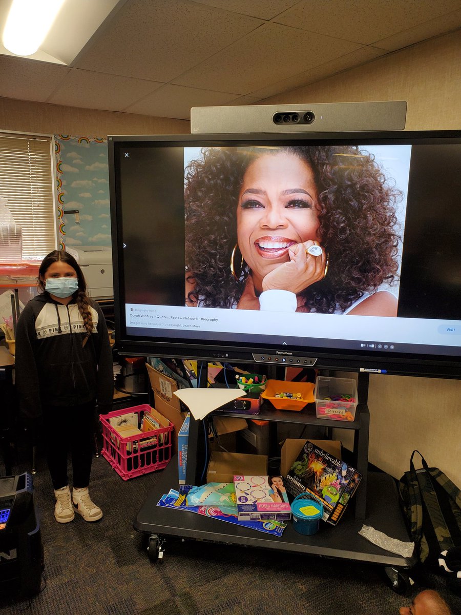 teamtreff's tweet photo. Biographies, Simone Biles, Gabrielle Bohner(fashion Designer, Chanel), and Oprah Winfrey, and our Oobleck experiment with our TK buddies! Great job ladies. Thanks @KinderTeacher14 for the invite! #cooleypride #cougarpride https://t.co/hBvM9BkCVu