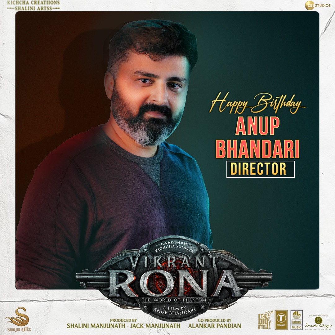 BeingSudeepianz's tweet photo. Happy Birthday @anupsbhandari
Sir 💐💐🎂🎂

We all waiting for #VikrantRona updates sir 😍

@KicchaSudeep @JackManjunath @shaliniartss @ZeeStudios_ 
@nirupbhandari @neethaofficial 
#KicchaSudeep𓃵 #KicchaSudeep https://t.co/ktPrrT0e2r