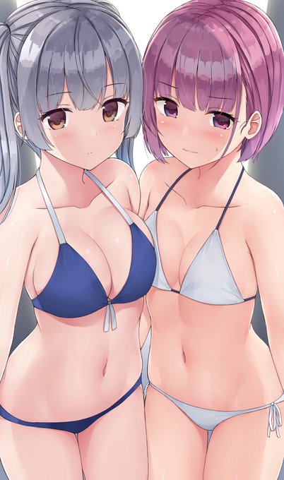 私たちの水着はどうですか? 