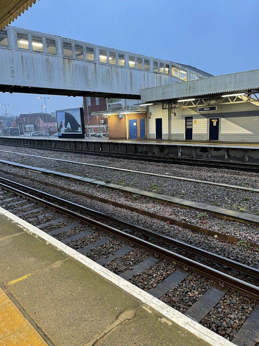 Plus_Transition's tweet image. Heading into London for a supplier event!!