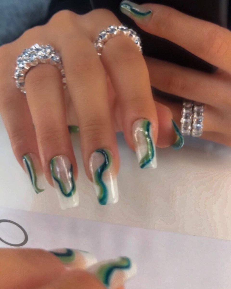 LamPrints's tweet photo. #nails #pressonnails #pressons #manicure #newnails #trendynails #nailart https://t.co/Dxp0bTQlOG