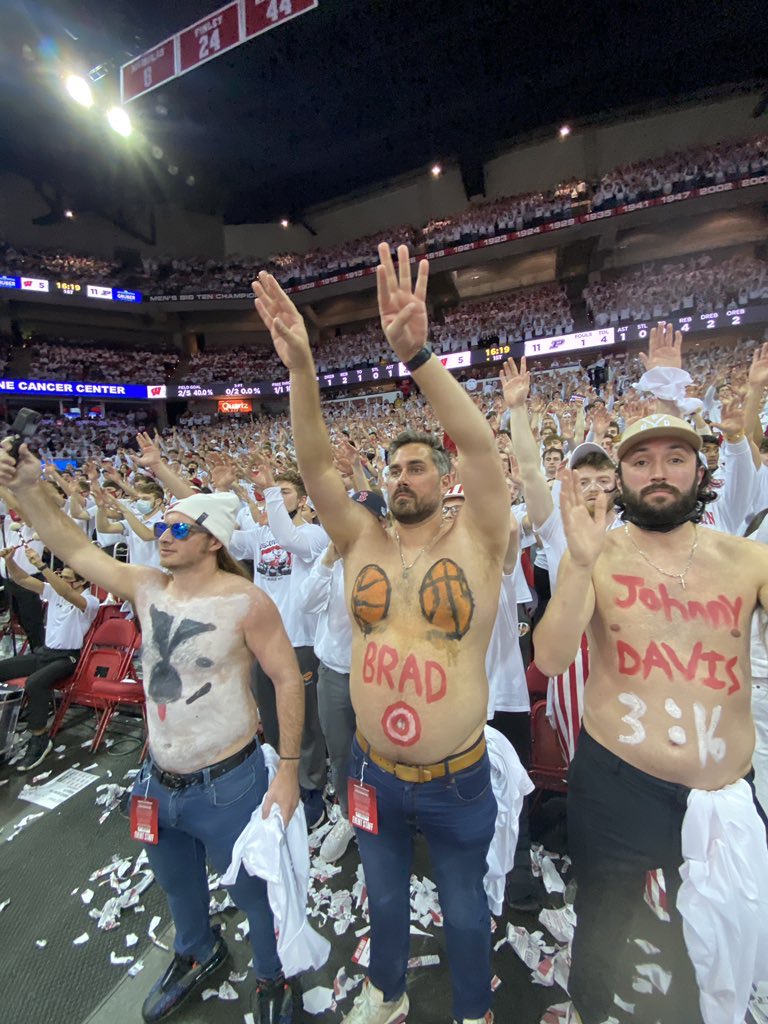 Big Cat (@barstoolbigcat) on Twitter photo 