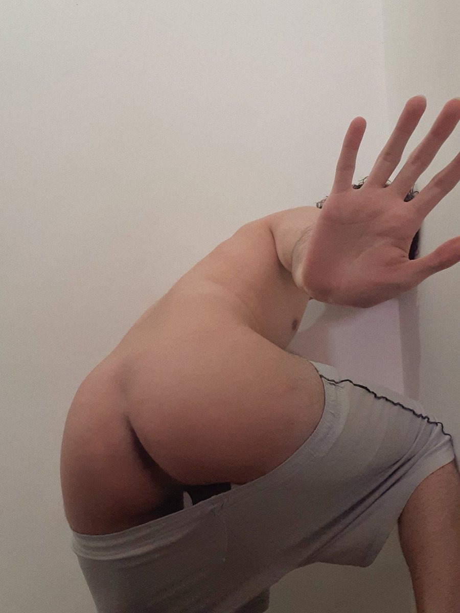 bjo_ops's tweet photo. Do you wanna bite my ...? https://t.co/dfL80ir5LY