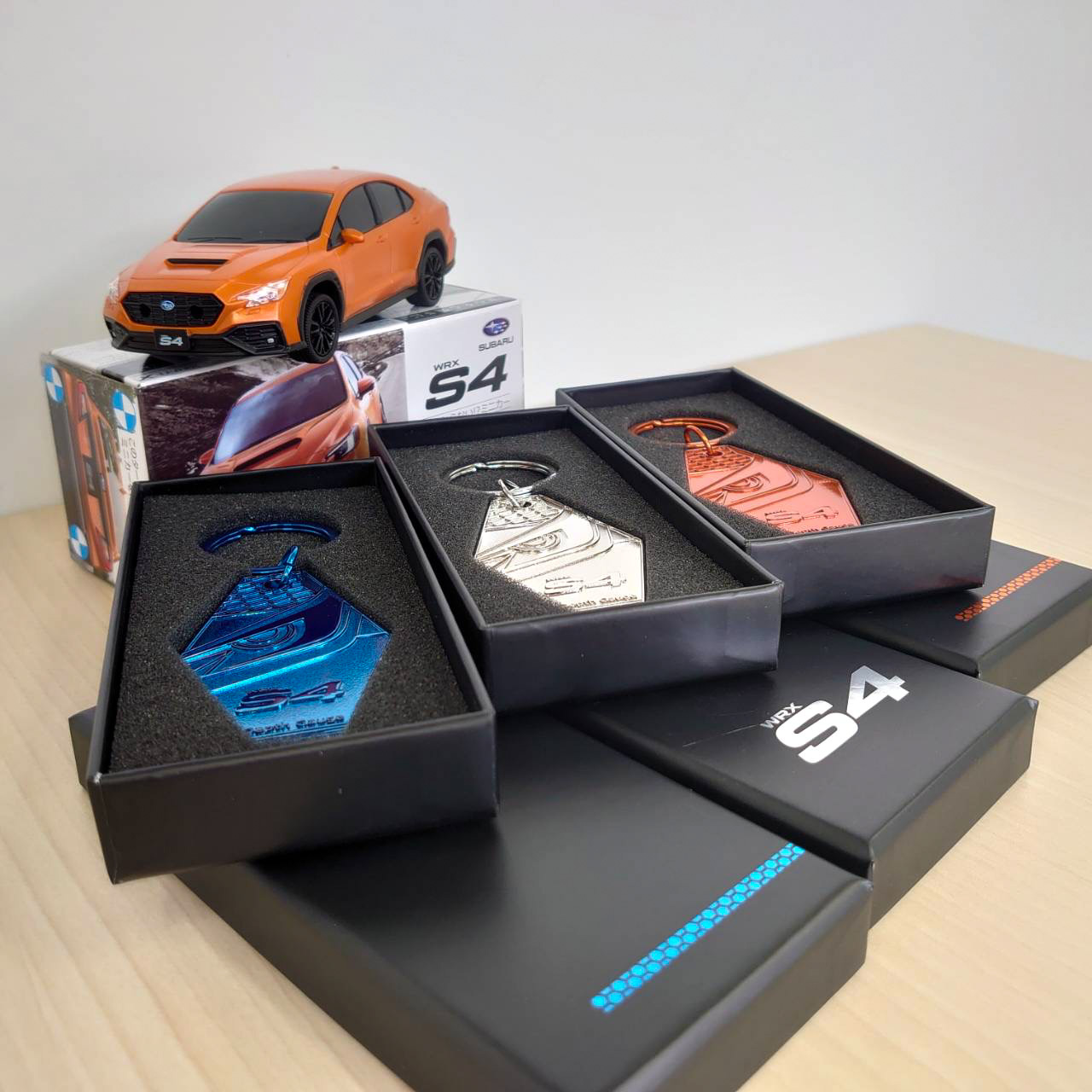 SUBARU LEVORG 1/43 ミニカーディーラー限定 SUBARU LEVORG 1/43 ミニカーディーラー限定 - メルカリ