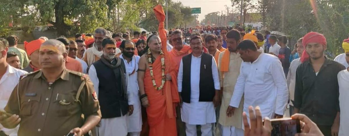 TheBDYadav's tweet photo. कल महाशिवरात्रि के शुभावसर पर भगवान शिव जी के बारात में शामिल होते हुए। https://t.co/UybSZ8yJgR