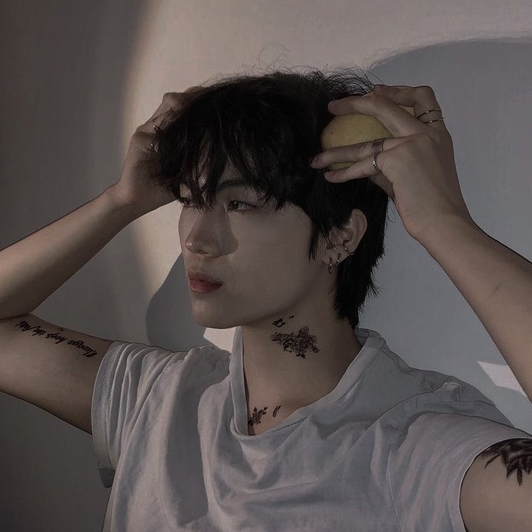 ⠀ㅤㅤㅤ
⠀                ⠀#hqrp  | #anitwt
⠀                   kageyama tobio 
                 29 . artist nd architect
                   .ᐟ  ִ 𖤠  fav and rt  .ᐟ  ִ 𖤠