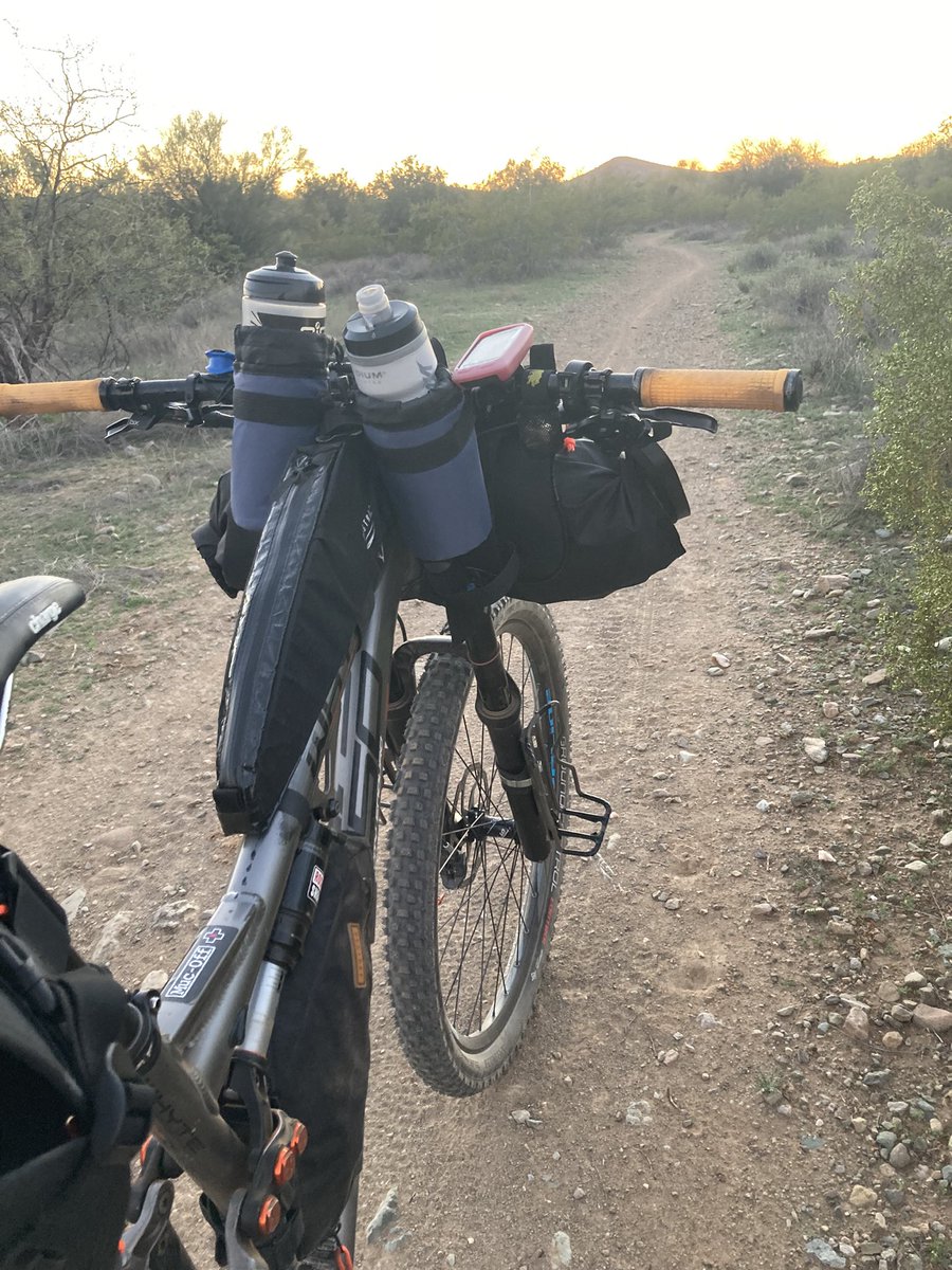 GHorton2012's tweet photo. Loving life in Arizona! Bags on..a lovely evening for a 90 minute test ride. Tomorrow I begin my 1st #Bikepacking trip in #Arizona with a 280 mile loop. #Restrap #Alpkit #Mtb #Whytebike #Adventure https://t.co/iaZTcrzHoH