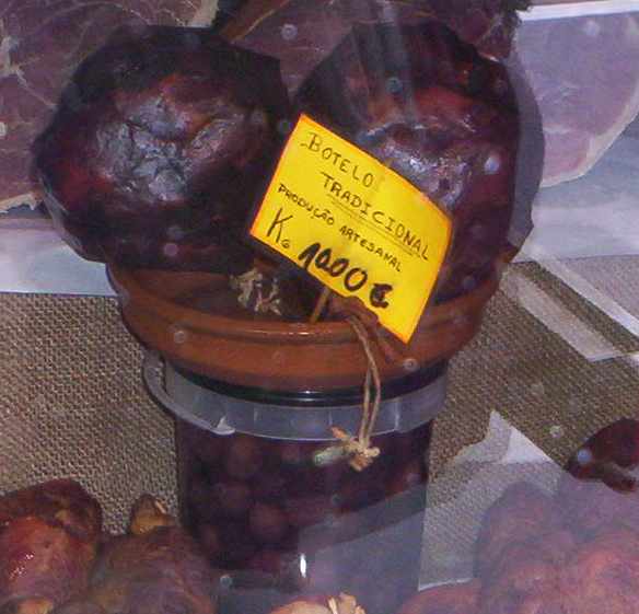 holamoncat_en's tweet image. Botillo (Spanish: [boˈtiʎo]), Butiellu (Leonese: [buˈtjeʎʊ]) or Botelo (Galician: [boˈtɛl�...
holamon.cat/en/botelo

 #travel #Botelo