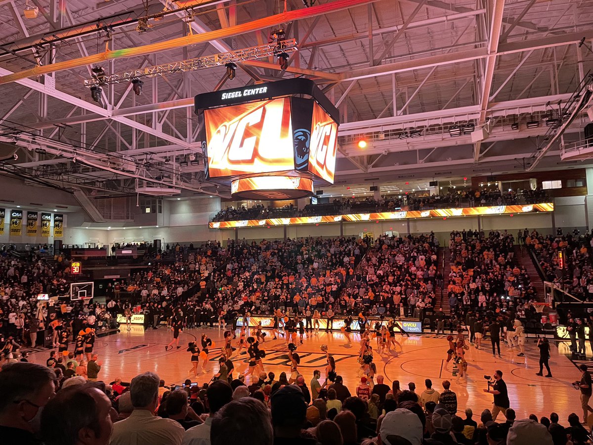Big A10 win over the <a href="/BonniesMBB/">Bonnies Men's Basketball</a> tonight for the <a href="/VCU_Hoops/">VCU Basketball</a> team! It’s been a great season &amp; a terrific way of putting the 🦠 behind us. The <a href="/SiegelCenter/">VCU Siegel Center</a> was electric again tonight &amp; the <a href="/VCUDanceTeam/">VCU GoldRush Dancers</a> <a href="/thepeppas/">The VCU Peppas</a> were on point. Man am I going to miss this. #LetsGoVCU 🖤💛🐏🏀
