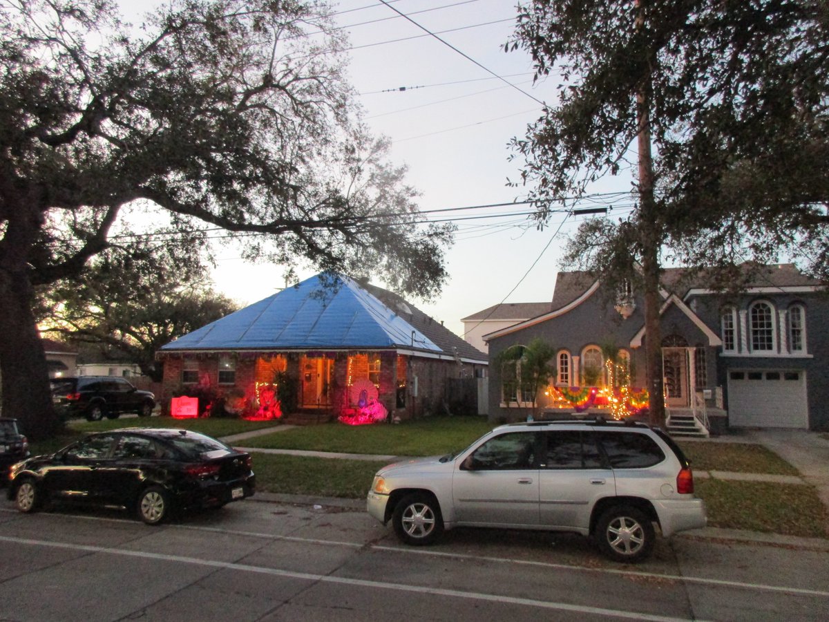 Sloane-Boekbinder tweet media