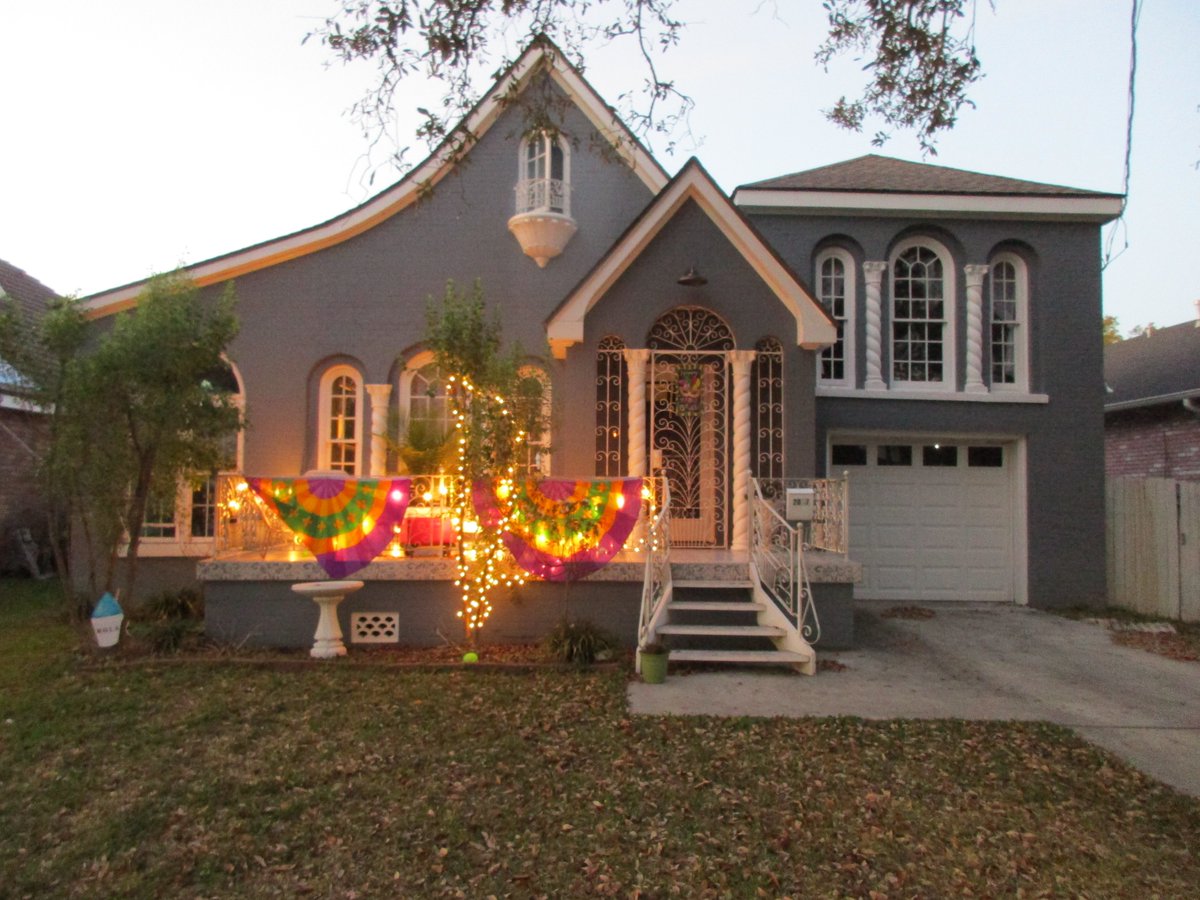 Sloane-Boekbinder tweet media