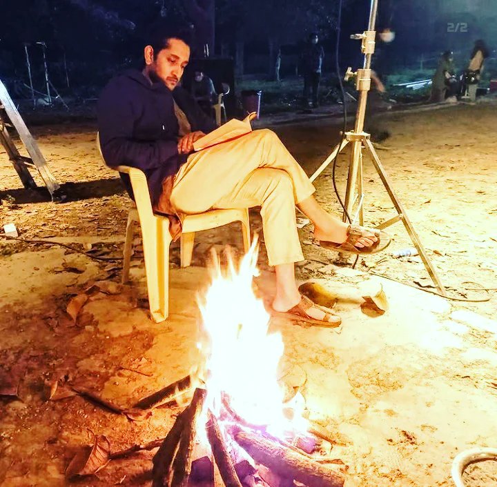 Suji_cinematic's tweet photo. Started a new journey #swaha ❤🔥
Best wishes team #swaha 🔥
And very good luck for my love @paramspeak ❤❤
You are shining brightly 💥and go forward ❤
Love you soooooo much ❤😘
@paramspeak @taapsee @TSeries #bhushankumar
#gulsankumar ❤🔥💥 https://t.co/cAj3npvDm8