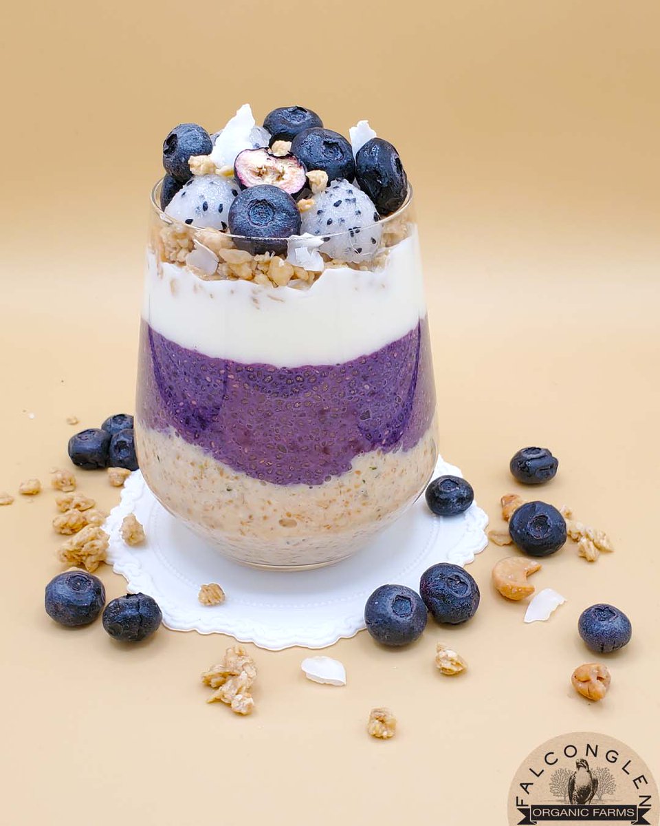 FalconglenFarms's tweet photo. BLUEBERRY CHIA LAYER PUDDING
https://t.co/IR42RknTFo
⠀
#FalconglenOrganicFarms
#BCBlueberries #BCBuyLocal #Falconglen #BuyBC #LangleyFresh #weheartlocalbc #eatdrinklocal #bcag  #farmtotable #blueberrygrowers #bcblueberryfarms #SupportLocalBC #freezedriedblueberries 
⠀ https://t.co/wJXVXKMvc5