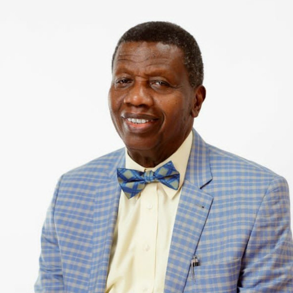 Segun_Michaels's tweet photo. Happy 80th birthday Daddy @PastorEAAdeboye. May you continually be relevant in the kingdom and may you finish strong.

#EAA80 | #PastorAdeboyeis80 | Pastor Adeboye https://t.co/kEGydDgGqF