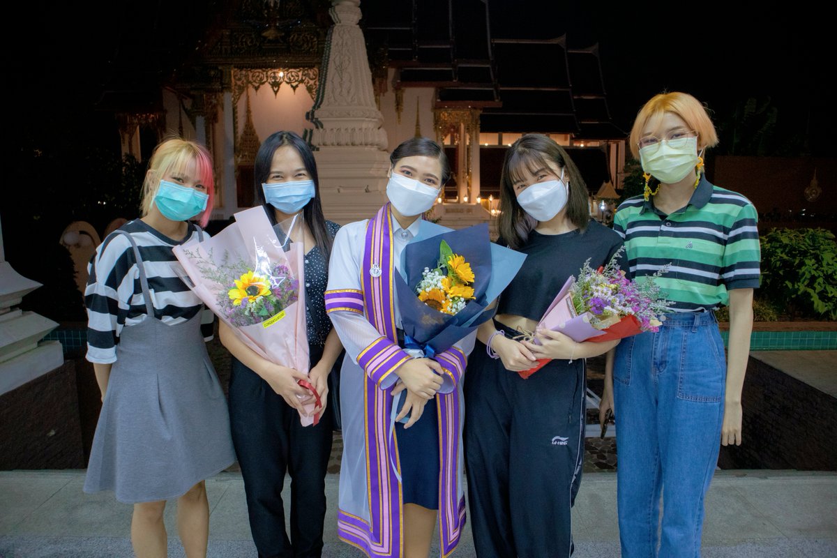 FGC_twit's tweet photo. 🥳 Congratulations
ร่วมแสดงความยินดีกับ @Ping_FINGC ในการรับปริญญากันค่ะ
#PingFingersCross #FINGC #FingersCross #ShimmerShrimpmer #Teletubbies https://t.co/d28vh1GCoP
