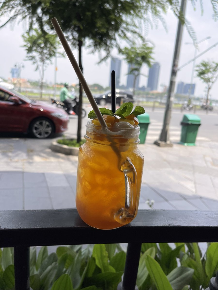michaelhaley17's tweet photo. Hello Saigon https://t.co/q8VUVpAPtC