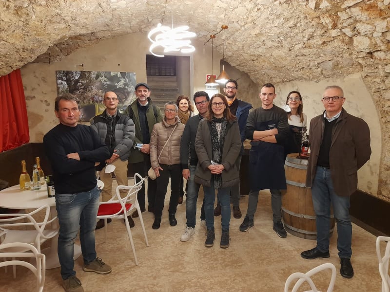 EMbleMatiC_MED's tweet photo. The @EMbleMatiC_MED + assessment site visits continue to #italy !!! Emblematic PLUS third receiver #mountain , #lessini mountain, #veneto . Assessors and partner GAL Baldo Lessinia have spent two days on field, assessing attributes, as difficulty, interpretation, sustainability. https://t.co/Iv7RXzIuuq