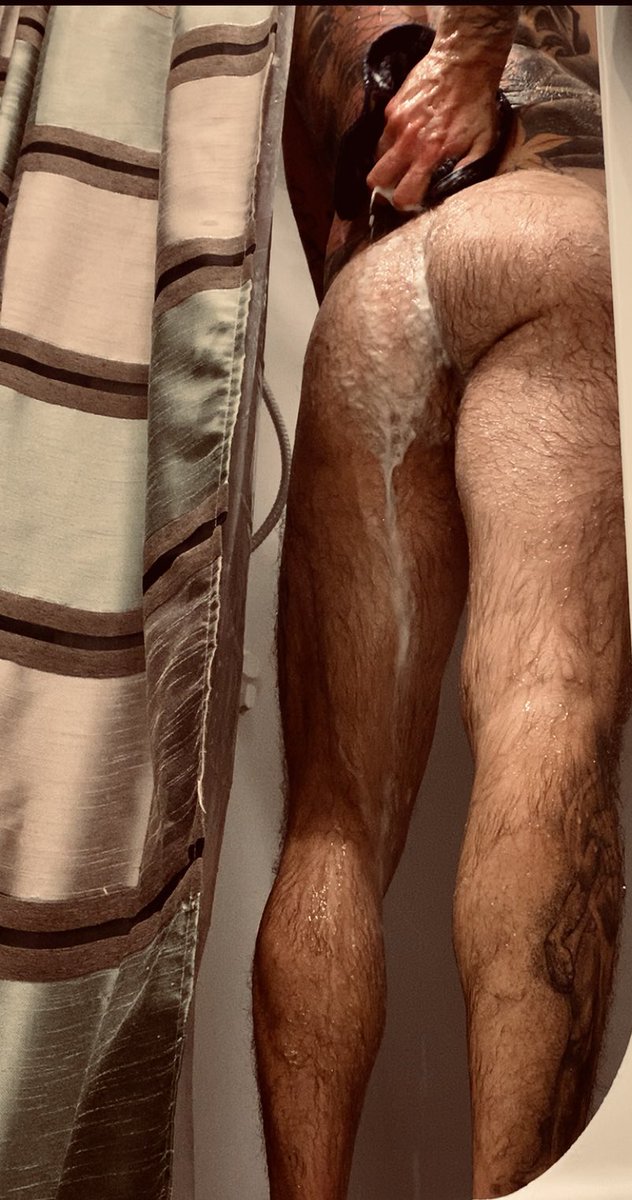 hardlybri's tweet photo. Happy #humpday ! Come see my exclusive humpday collection on my https://t.co/zsSNivKcFq #gaybooty #gaymuscle #gaytattoos #gayart #queerart #gayhalifax #gaycanadian #gayusa #gauyuk #gayaus https://t.co/Y9GQmu54k0