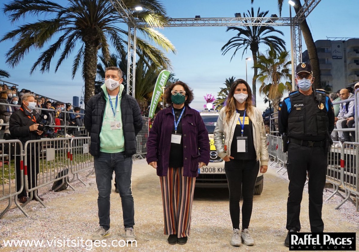 VisitSitges's tweet image. La Rua de l’Extermini, la darrera cita més multitudinària del Carnaval de Sitges es va celebrar ahir dimarts al llarg de 4.40h sense incidències remarcables
visitsitges.com/ca/rua-extermi…
La desfilada va tenir 1 minut de silenci com a mostra de rebuig x l'atac militar rus a Ucraïna
