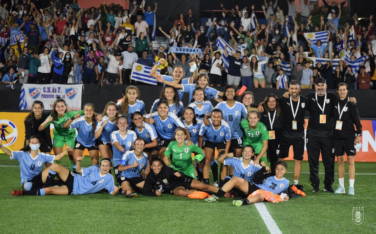 Jugaron y defendieron con amor aquello que supieron construir. Eso es ganar...💙🇺🇾