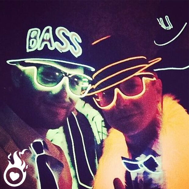 HeartJacking's tweet photo. On s'est amusé comme des fous pendant la fête ! 🔥 Les accessoires LED sont décidément excellents pour les soirées et les festivals ! 💙
#heartjacking #ledcap #chapeauled #lunettesled #cravatled #ledtie #noeudpapillonled #boaled #festivaloutfitideas #tomorrowlandwinter https://t.co/skcNPRWaA4
