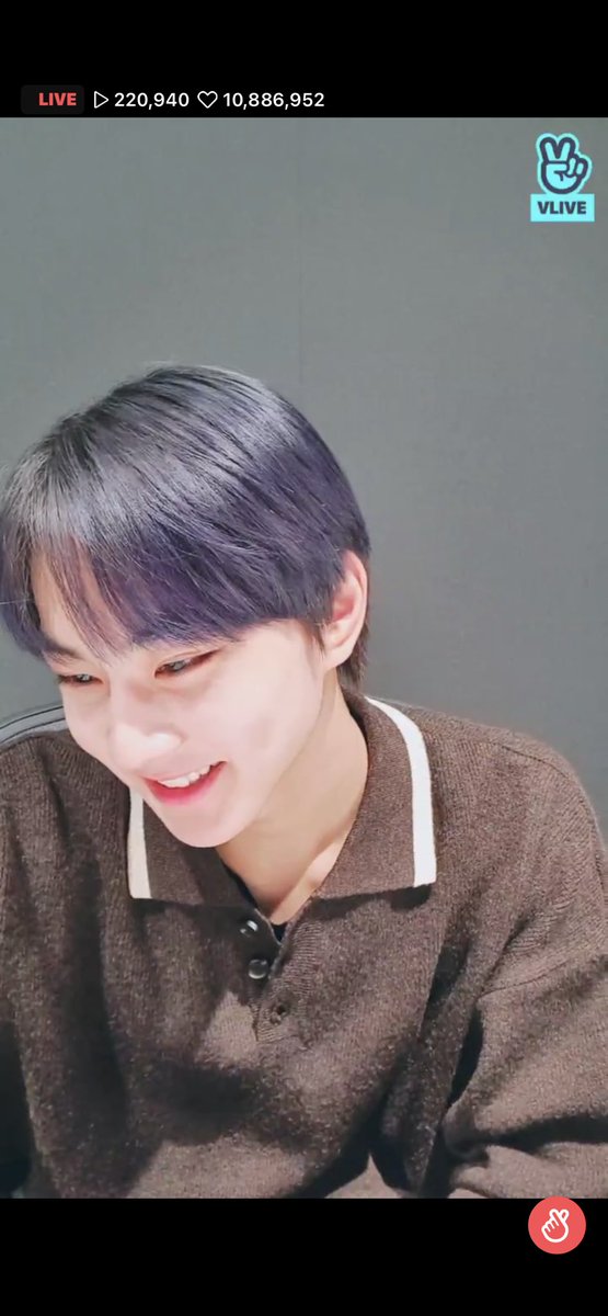 nishisaiki's tweet image. sinetch itey tinigil ang pag gagawa ng mga reqs para mapanuod si jungwon #PriorityFirst 😍❤️❤️😘