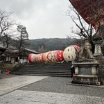 清水寺に巨大こけし出現!若手作家主体のフェアARTISTSʼ FAIR KYOTO 2022って何?