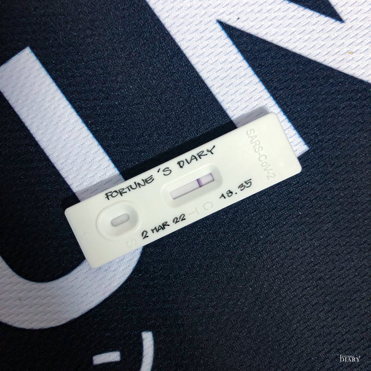 fortune_diary's tweet photo. ฉันยังรอดในซีซั่นนี้ อร๊ากกก แหย่จนจมูกไม่รู้สึก สถานีต่อไป อยู่ให้รอดจนถึง 2-Shot!
#วันวุ่นๆของนายไดอารี่ #FortuneDiary https://t.co/1CyU5fhL9e