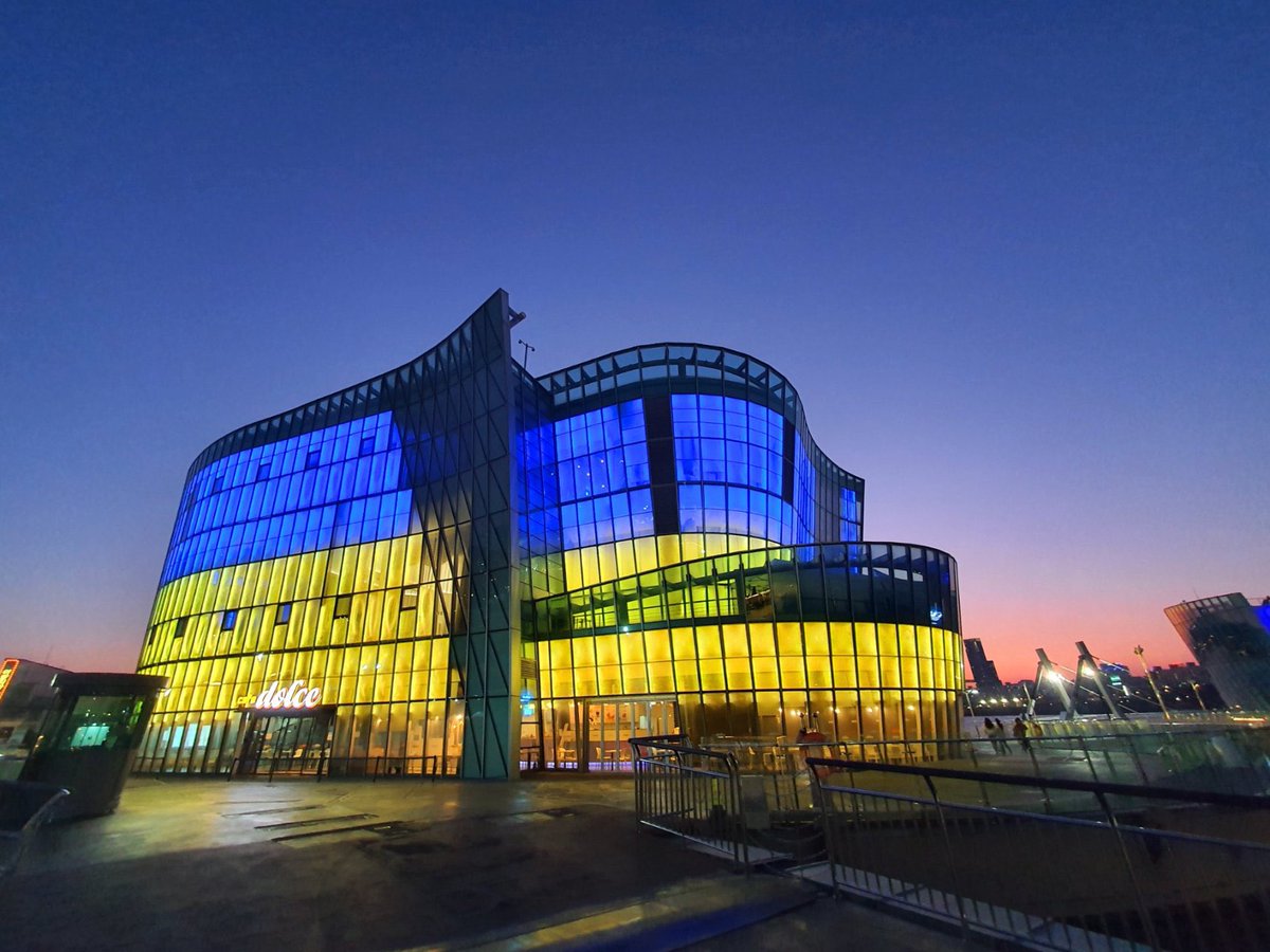 표현명 tweet media