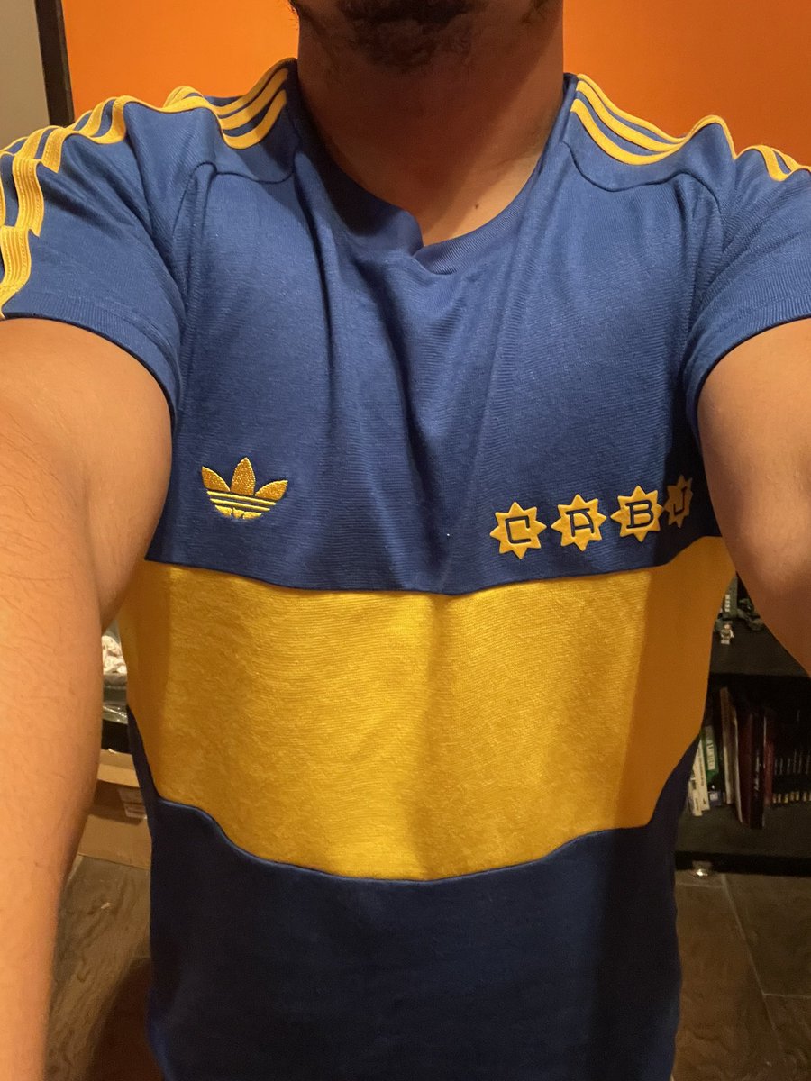 SVR4082's tweet photo. Boca juniors 1981 Maradona https://t.co/fEpv8OCypp