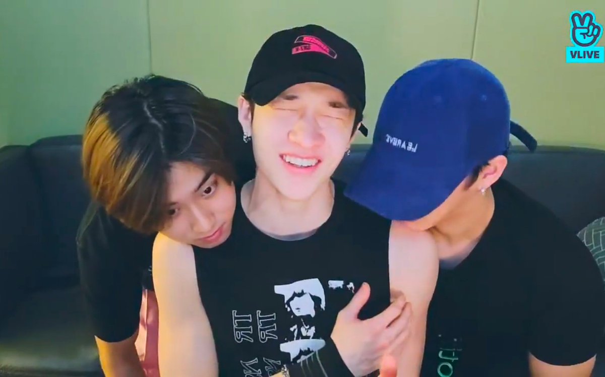 folderacha's tweet photo. when 3racha becomes 1racha https://t.co/X535uYeBnY