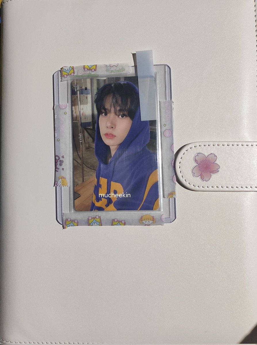 mucheekin's tweet photo. 💌 『#mucheemails 』
➮ @minvscart #minvfeedbacks
hee hoodie finally came home na ❤️ i actually my sister received it last time pa kaso kagabi ko lang naunbox. Tysm for letting me adopt hee 🥺❤️ https://t.co/ZDTPJjPiYM